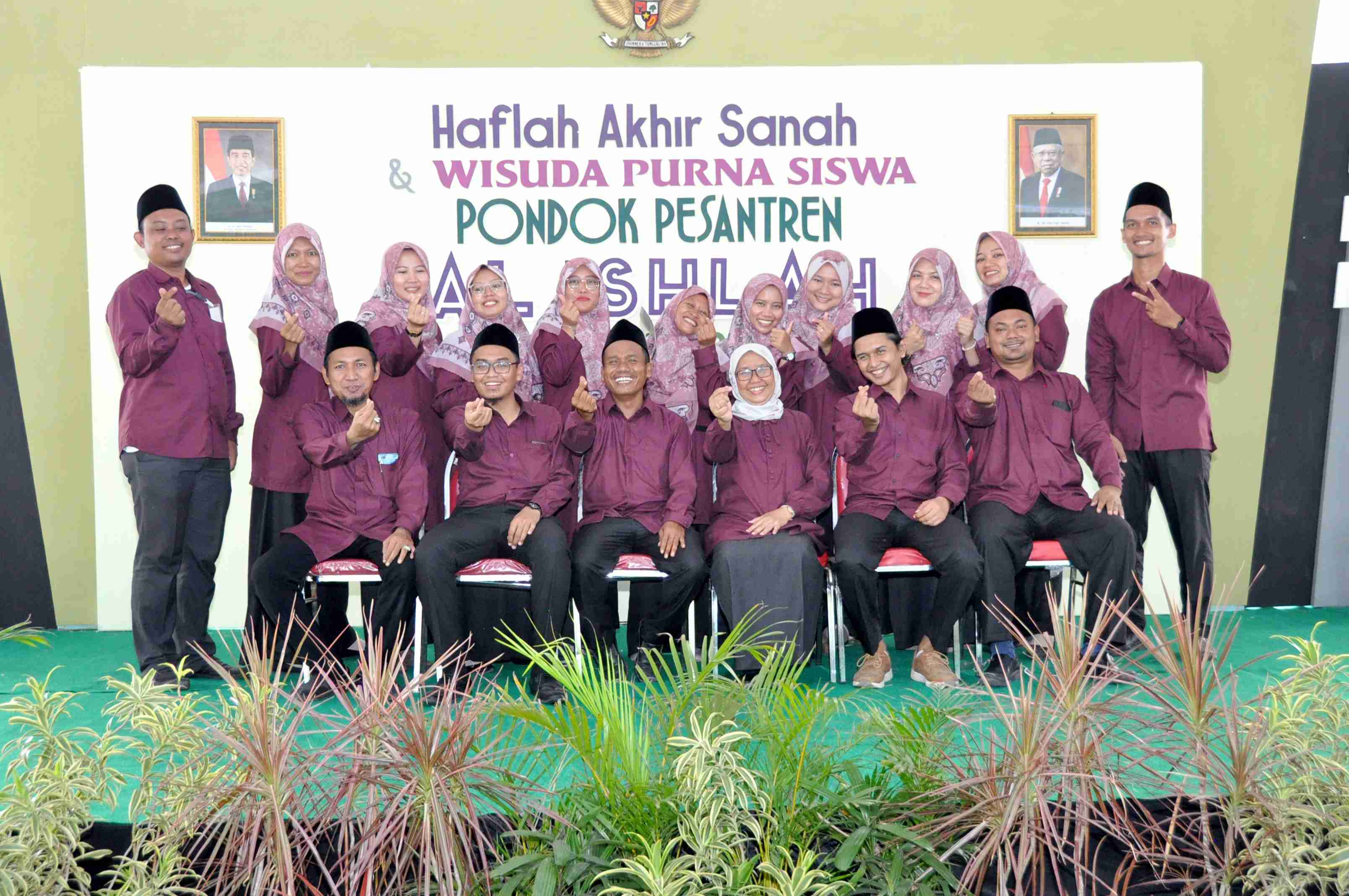 Foto dewan guru MA Al-Ishlah 2022/2023